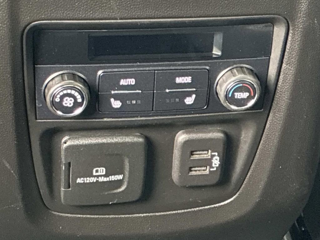 Used 2022 Buick Enclave Premium w/ Experience Buick Package image 19