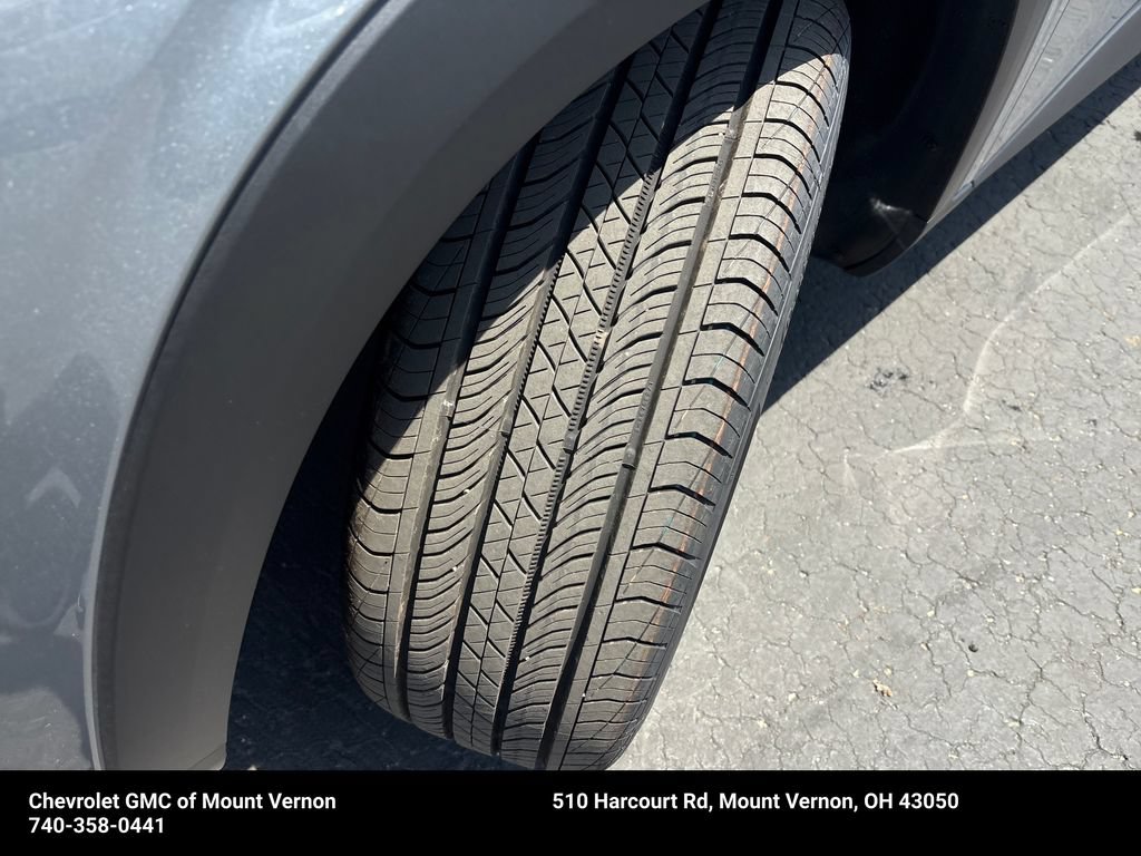 New 2026 Chevrolet Trax RS w/ Sunroof Package FWD image 25