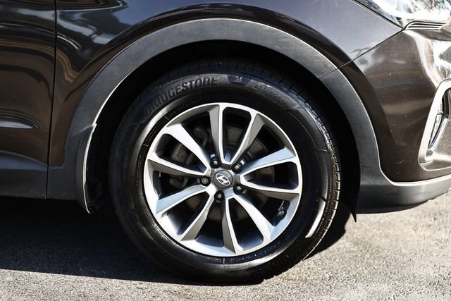 Used 2018 Hyundai Santa Fe SE w/ SE Premium Package 02 FWD image 5