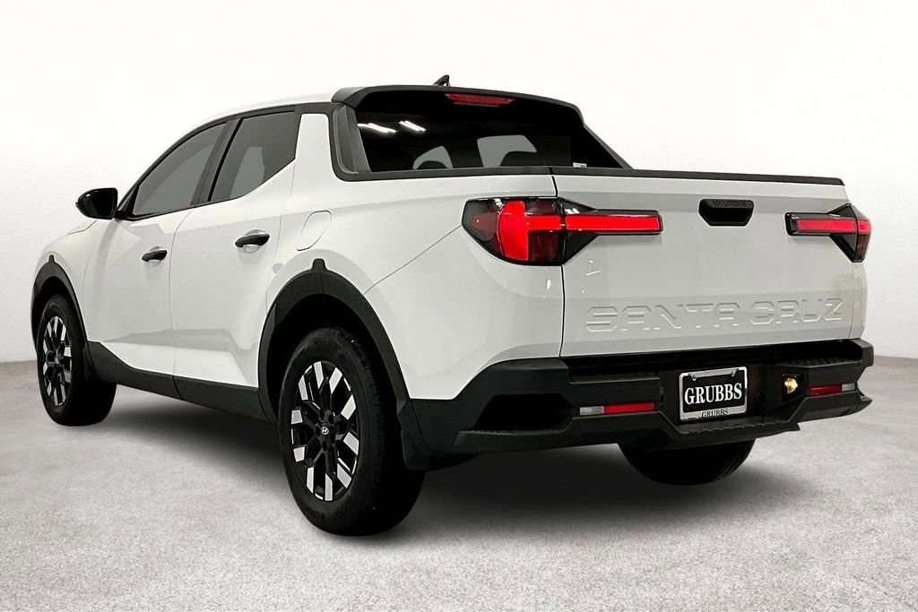 Used 2025 Hyundai Santa Cruz SE image 15