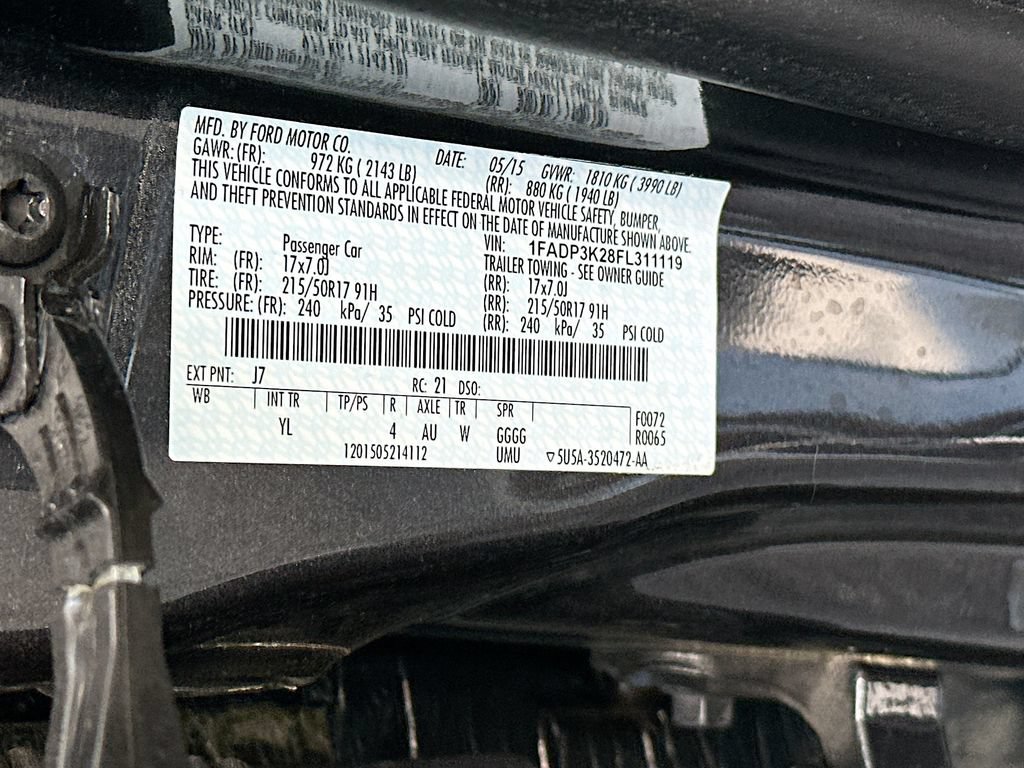 Used 2015 Ford Focus SE w/ SE Sport Package FWD image 27