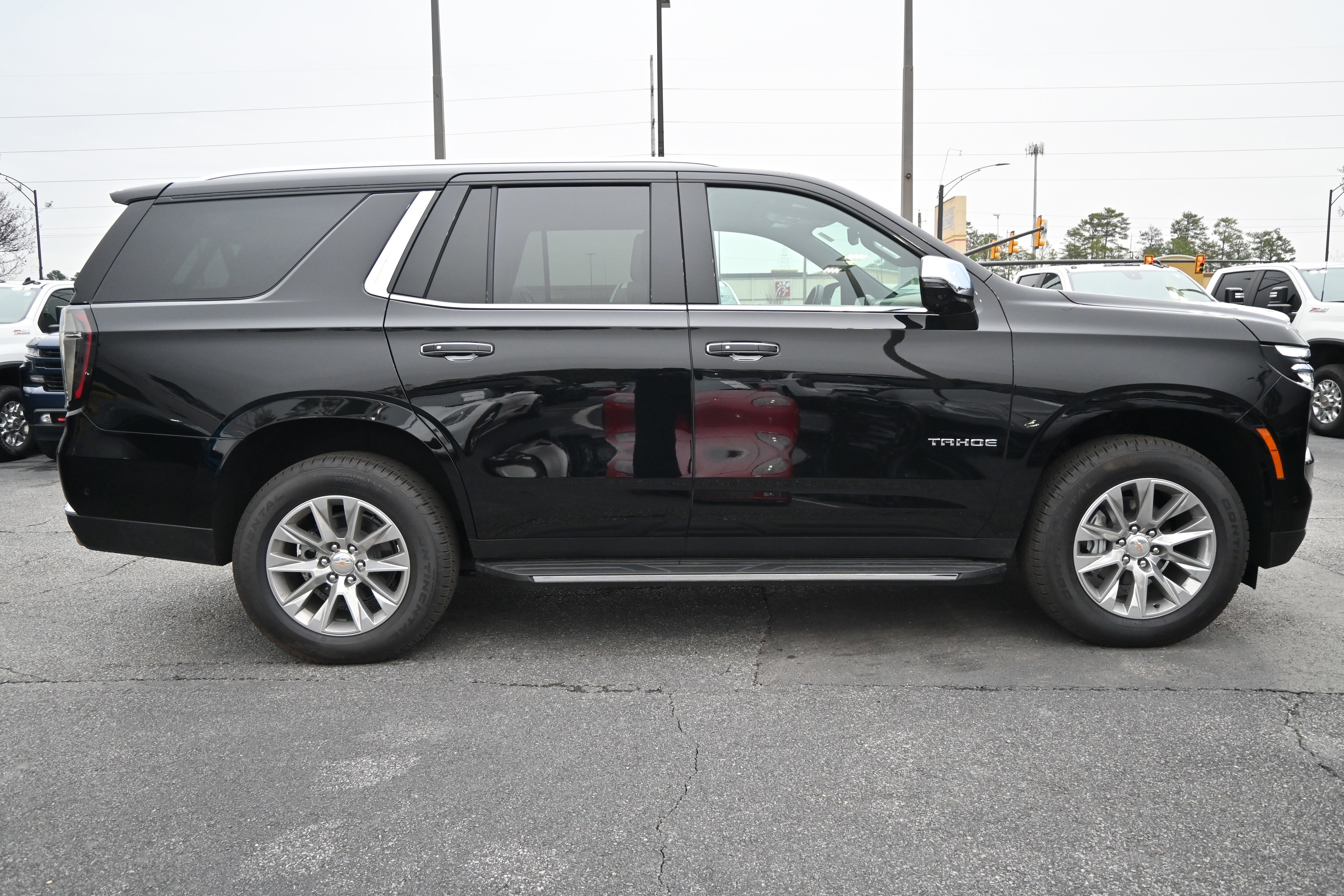 Used 2025 Chevrolet Tahoe Premier w/ Sun And Tow Package image 12