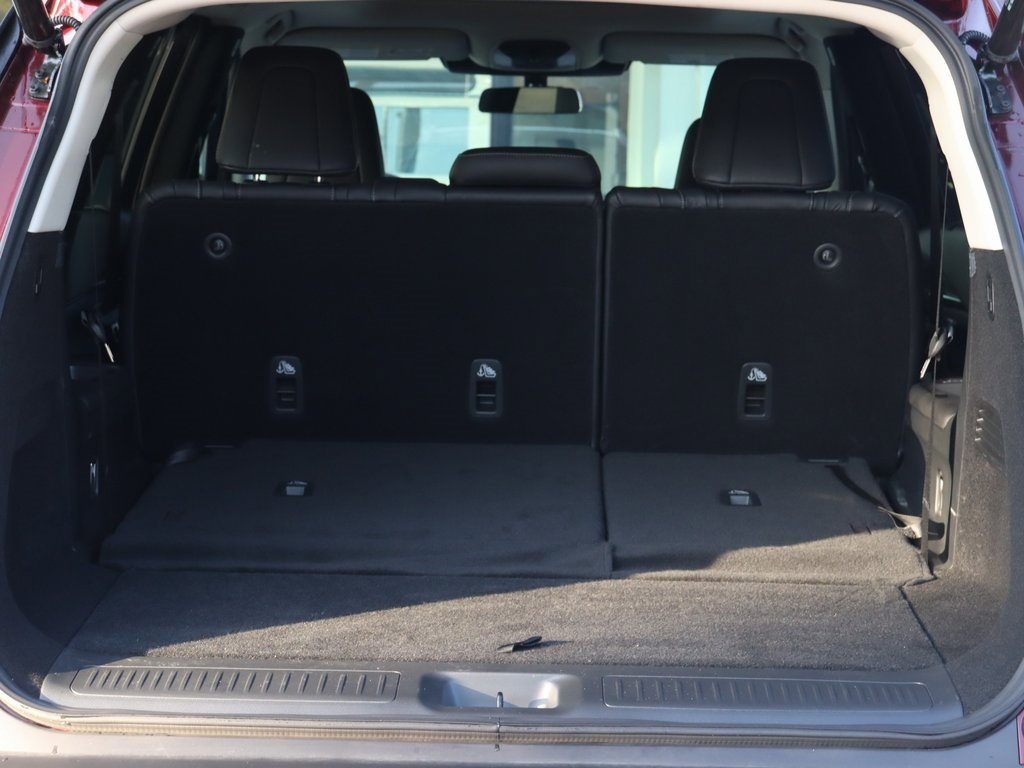 Certified 2025 INFINITI QX60 Luxe image 8