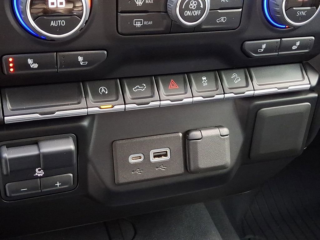 Used 2021 Chevrolet Silverado 1500 RST w/ Z71 Off-Road Package image 26