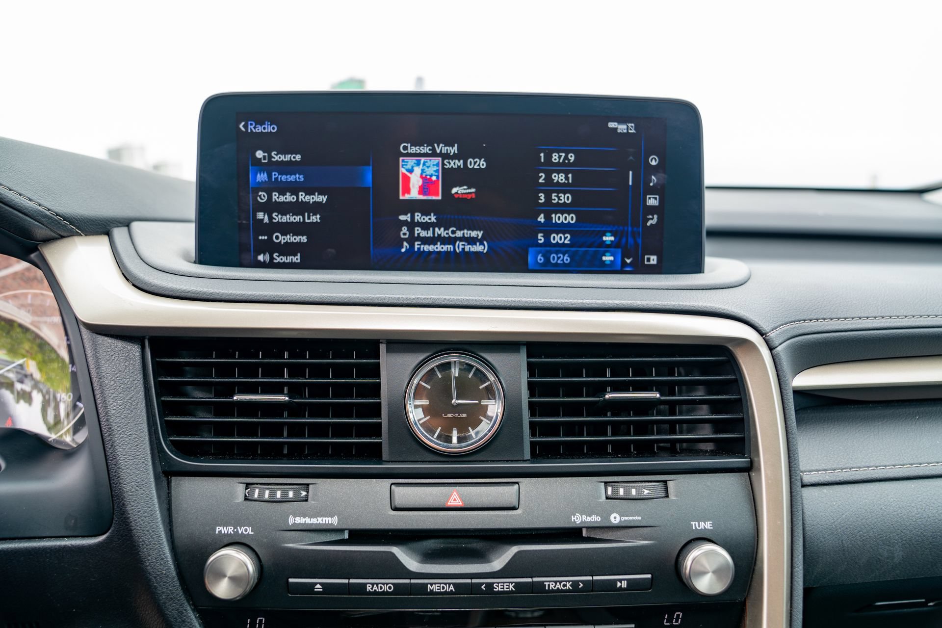 Used 2022 Lexus RX 350 FWD w/ Premium Package image 17