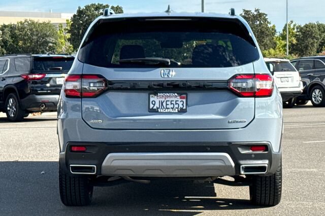 Certified 2024 Honda Pilot Touring image 5