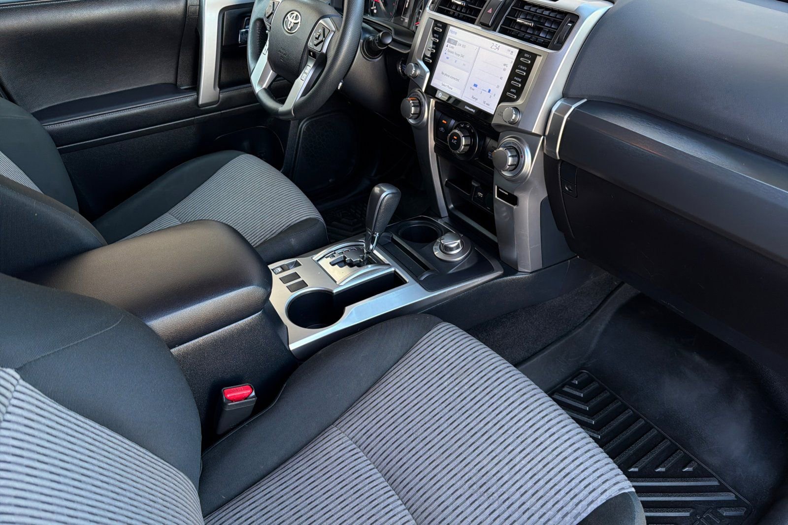 Used 2024 Toyota 4Runner SR5 image 19