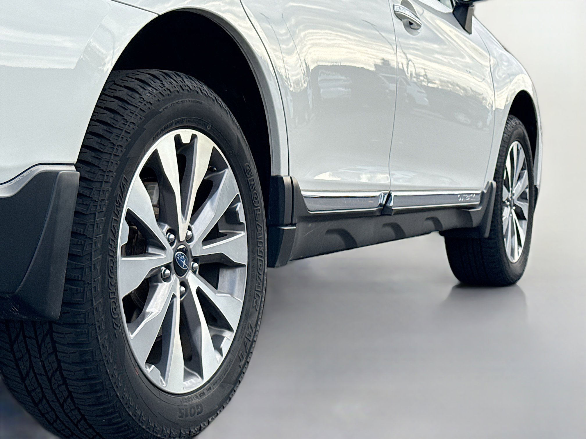 Used 2019 Subaru Outback 3.6R Touring w/ Popular Package #3A image 15