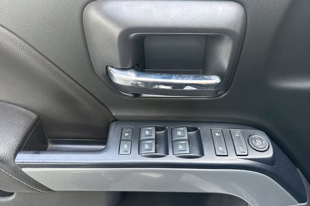 Used 2018 Chevrolet Silverado 1500 LT w/ All Star Edition image 11