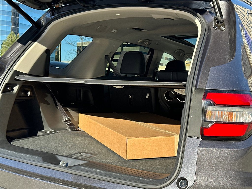 New 2025 Honda Pilot Touring image 7