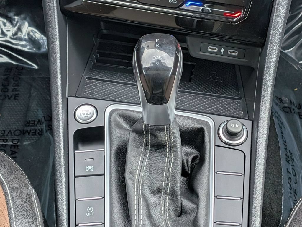 Used 2025 Volkswagen Jetta SEL FWD image 30