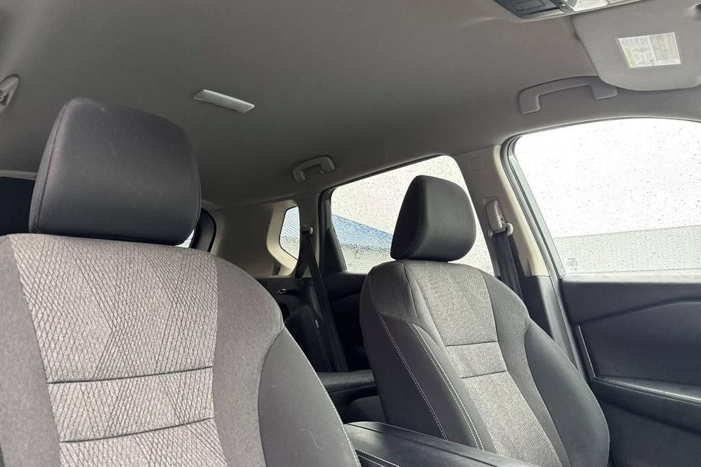 Used 2024 Nissan Rogue SV image 17