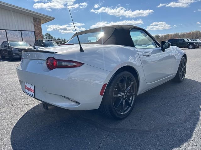 Used 2016 MAZDA MX-5 Miata Club image 10