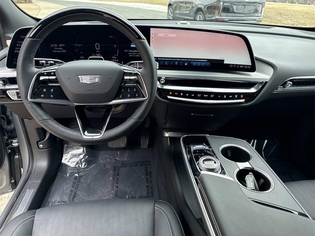 Certified 2024 Cadillac Lyriq Luxury w/ LPO, Floor Liner Package image 20