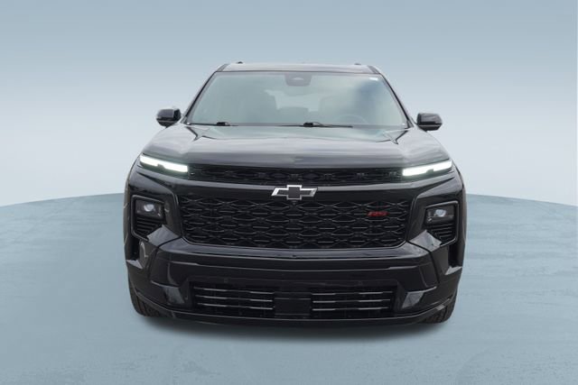 Used 2024 Chevrolet Traverse RS w/ LPO, Floor Liner Package image 2