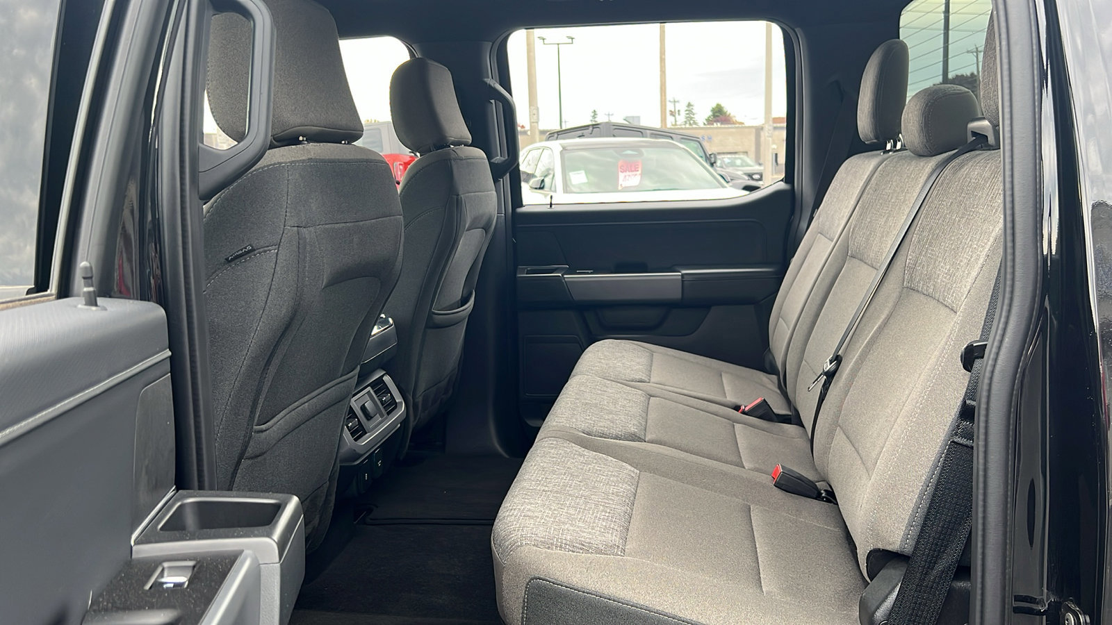 Used 2024 Ford F150 XLT w/ Mobile Office Package image 28