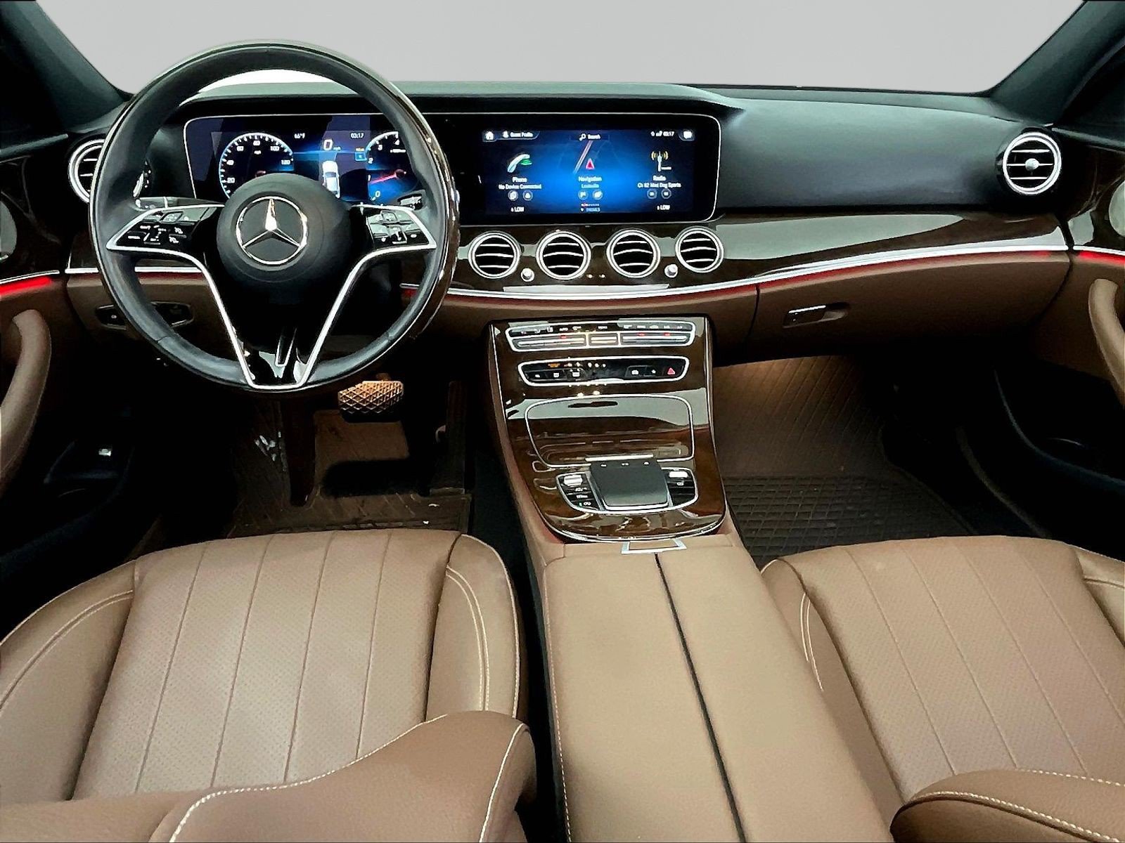 Used 2023 Mercedes-Benz E 350 4MATIC Sedan image 7