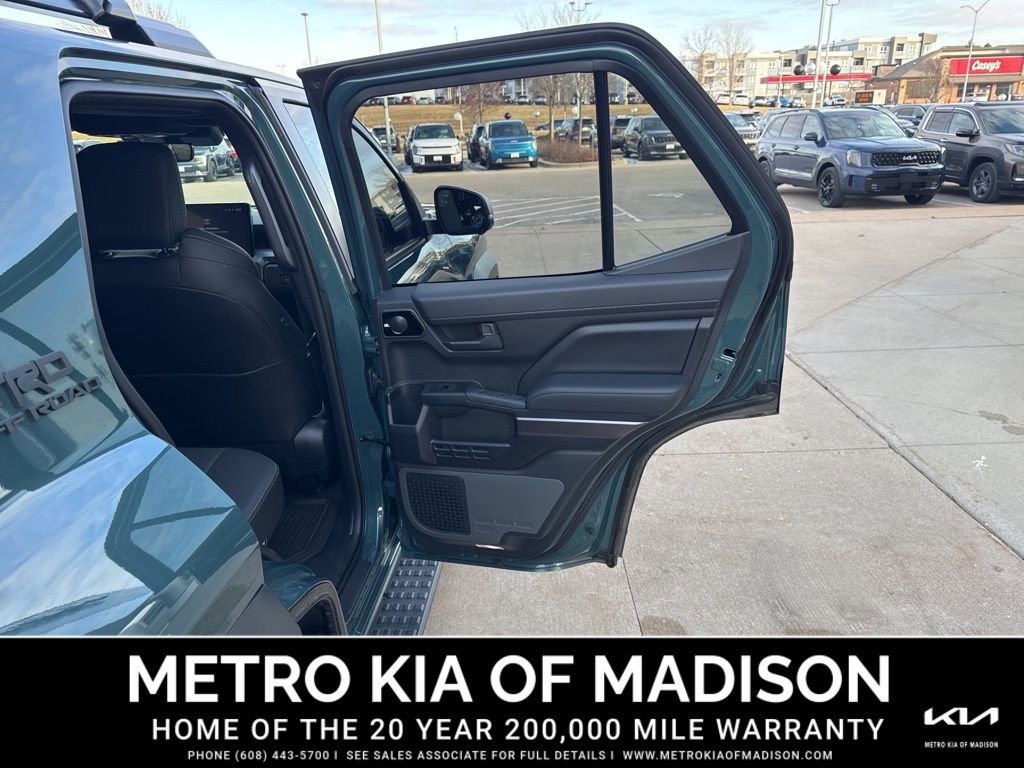 Used 2025 Toyota 4Runner TRD Off-Road Premium image 32