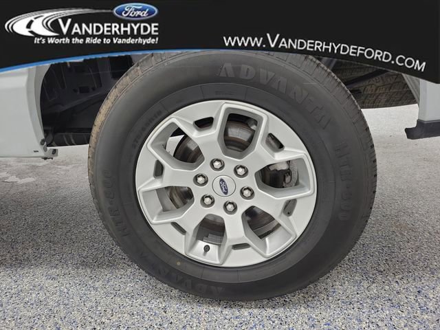 Used 2023 Ford F150 XLT AWD/4WD image 5