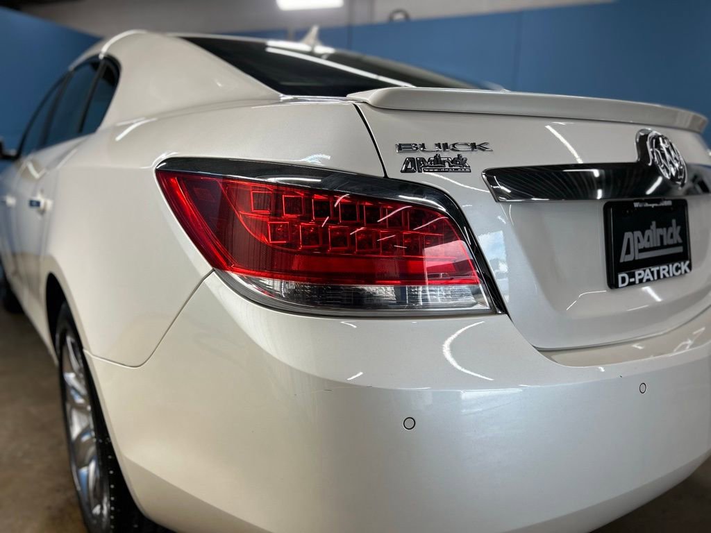 Used 2013 Buick LaCrosse Premium w/ Driver Confidence Package image 9