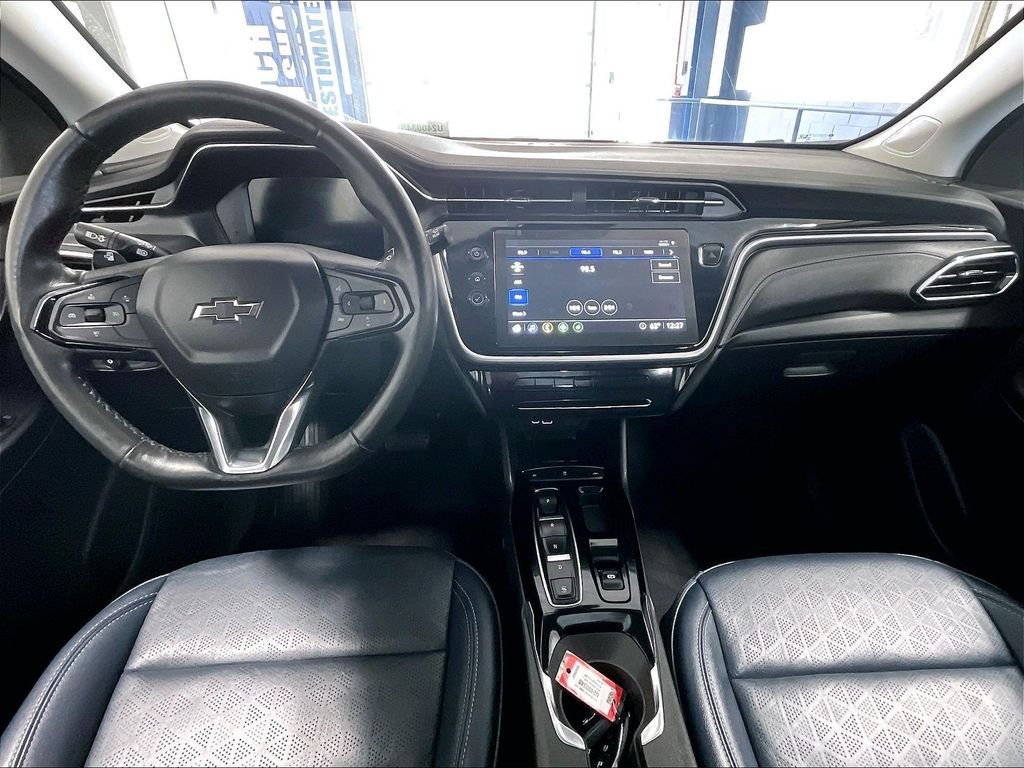 Used 2023 Chevrolet Bolt EUV LT w/ Convenience Package FWD image 21