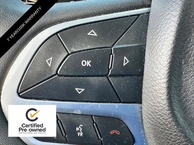 Certified 2024 Chrysler Pacifica Touring-L FWD image 20
