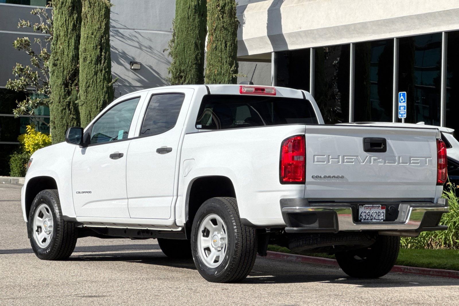 Used 2022 Chevrolet Colorado W/T w/ WT Convenience Package RWD image 6