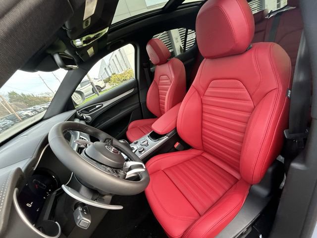 New 2026 Alfa Romeo Stelvio Sprint image 11