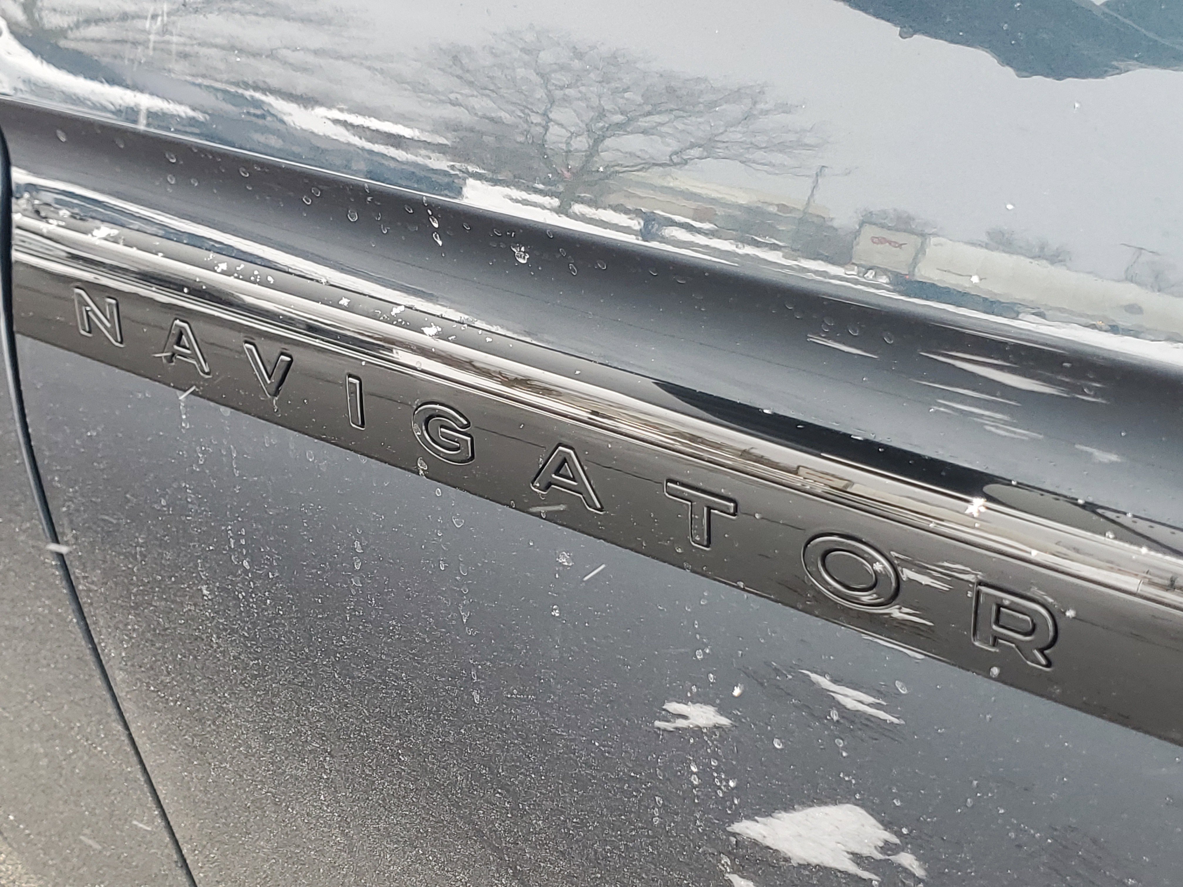 New 2026 Lincoln Navigator Reserve w/ Jet Appearance Package image 7