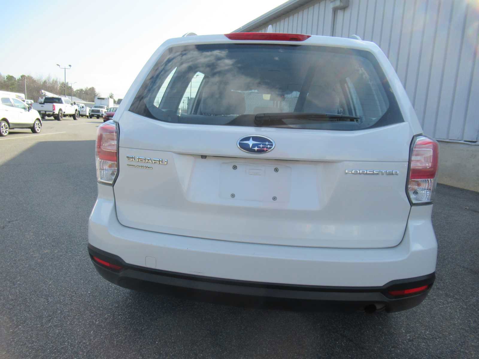 Used 2018 Subaru Forester 2.5i w/ Alloy Wheel Package image 6