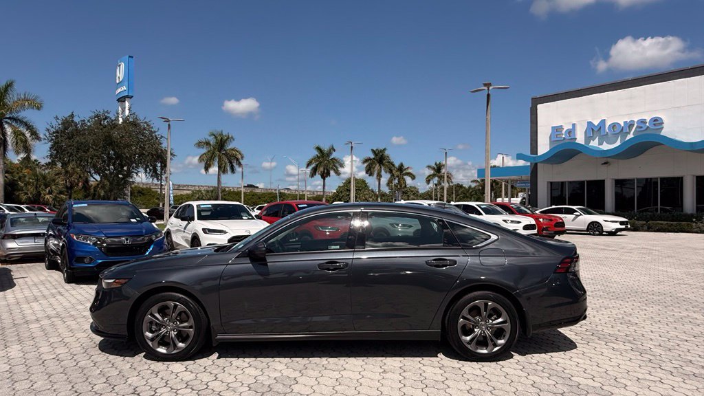Used 2023 Honda Accord EX-L image 3