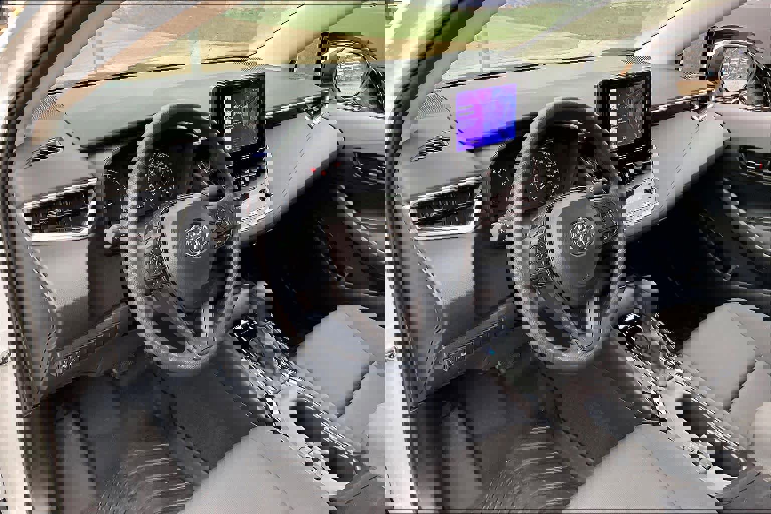 Used 2024 Toyota Corolla LE FWD image 16