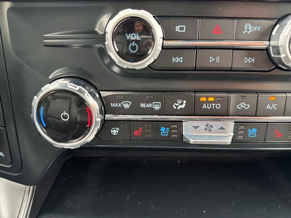 New 2025 Ford F150 Lariat w/ Equipment Group 501A Mid image 32