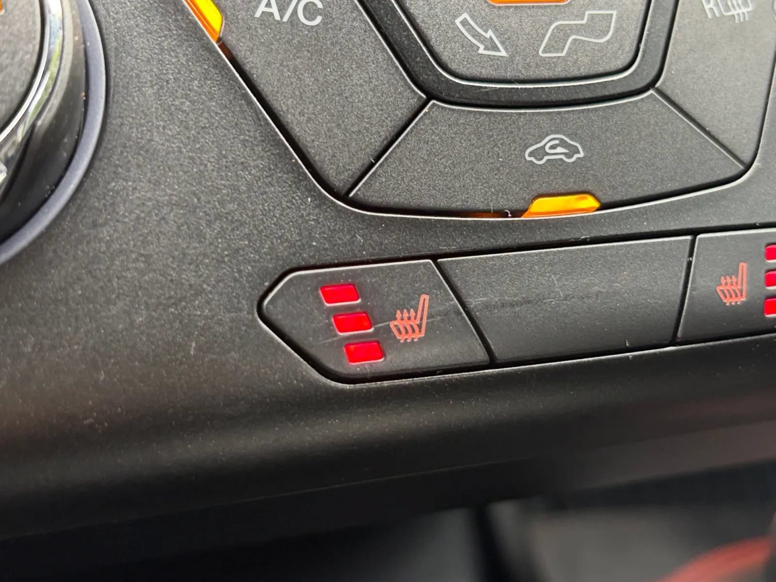 Used 2013 Ford Fusion SE FWD image 24