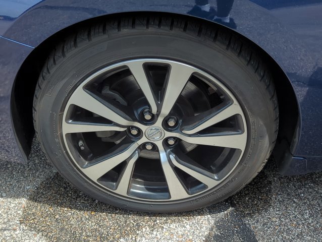 Used 2017 Nissan Maxima Platinum FWD image 23