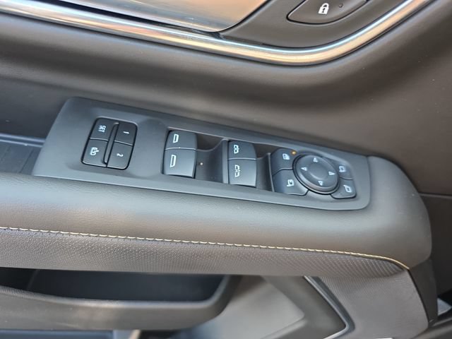 Used 2024 GMC Yukon SLT w/ SLT Premium Package AWD/4WD image 30