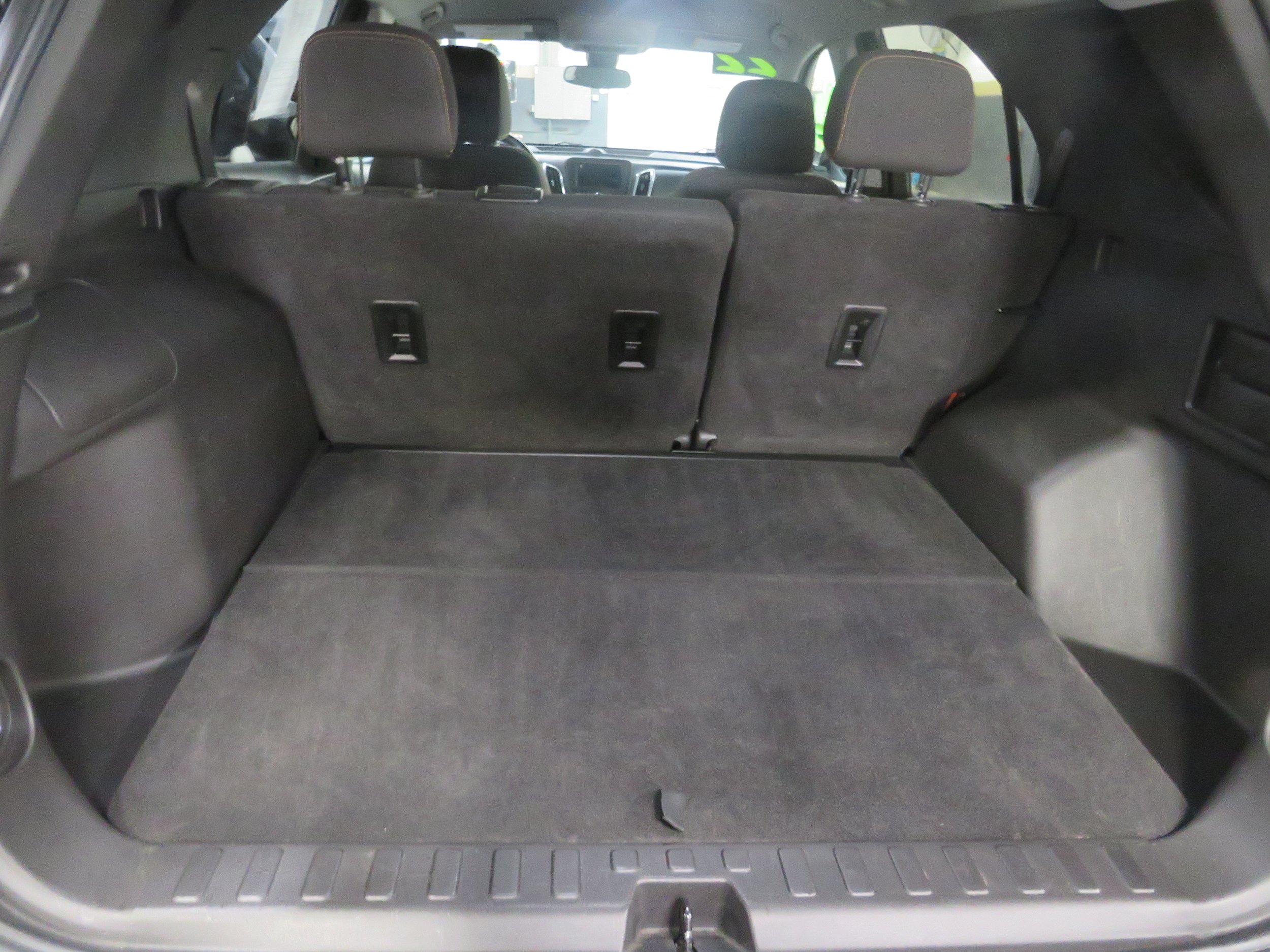 Used 2022 Chevrolet Equinox LT AWD/4WD image 9
