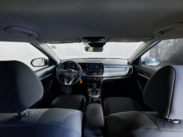 Certified 2025 Kia Seltos LX AWD/4WD image 32