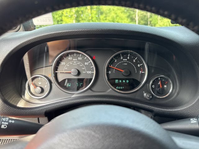 Used 2013 Jeep Wrangler Unlimited Sport AWD/4WD image 27