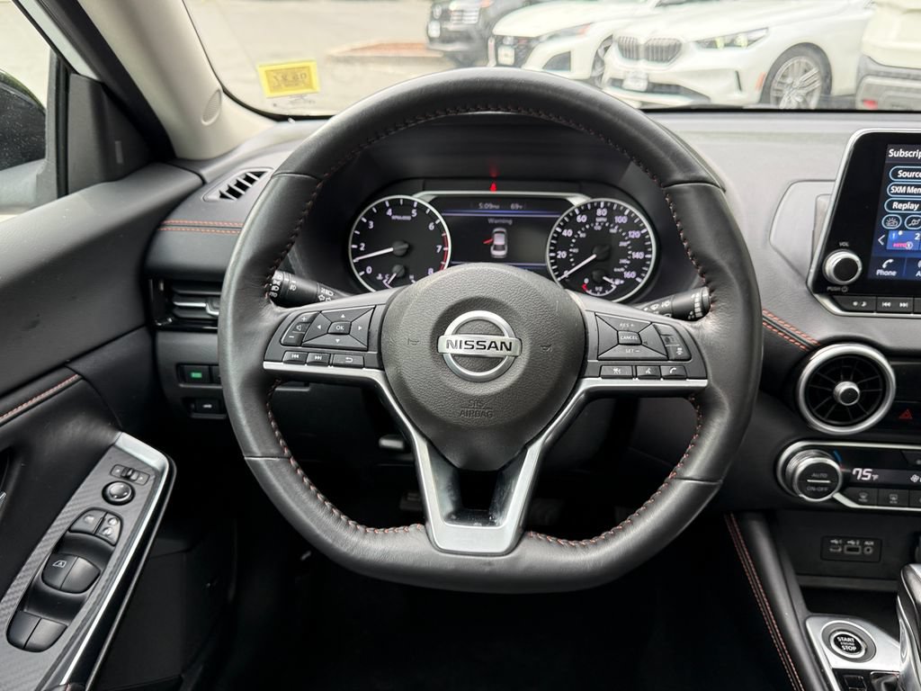 Used 2023 Nissan Sentra SR w/ SR Premium Package FWD image 12