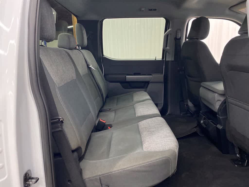 Used 2025 Ford F250 XLT w/ FX4 Off-Road Package AWD/4WD image 17
