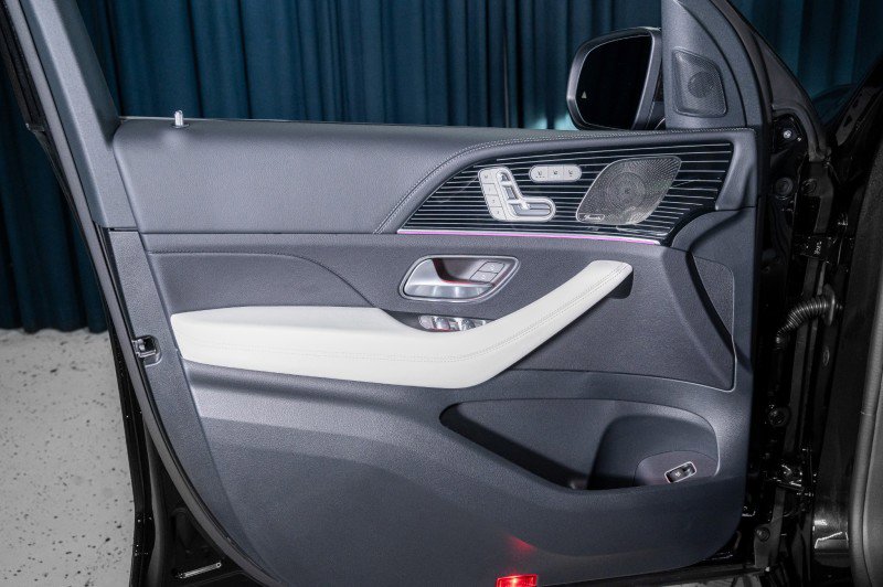 New 2026 Mercedes-Benz GLE 580 4MATIC image 12