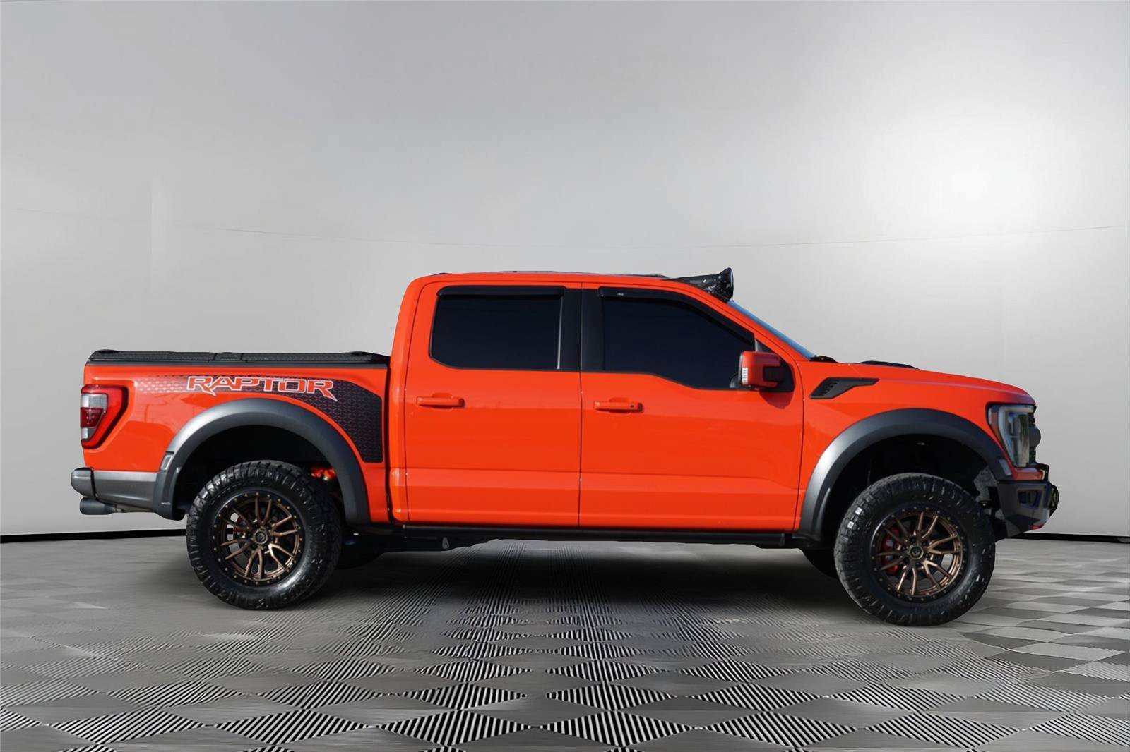 Used 2022 Ford F150 Raptor w/ Equipment Group 801A High AWD/4WD image 8