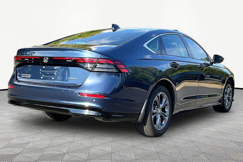 Used 2025 Honda Accord EX-L image 6
