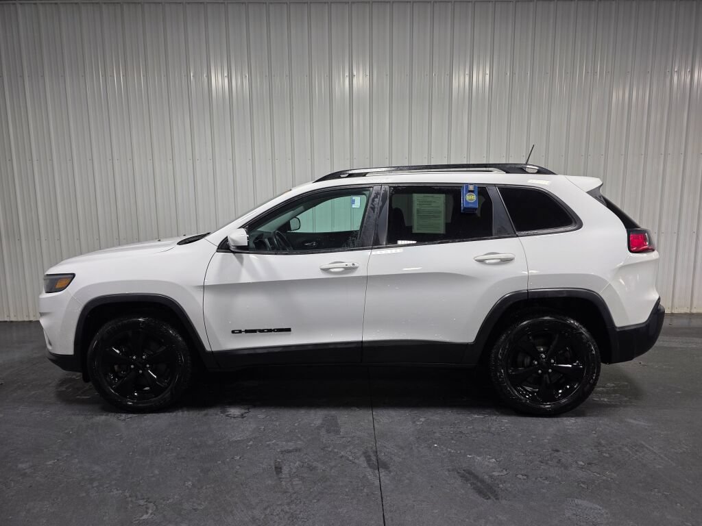 Used 2019 Jeep Cherokee Latitude Plus AWD/4WD image 4