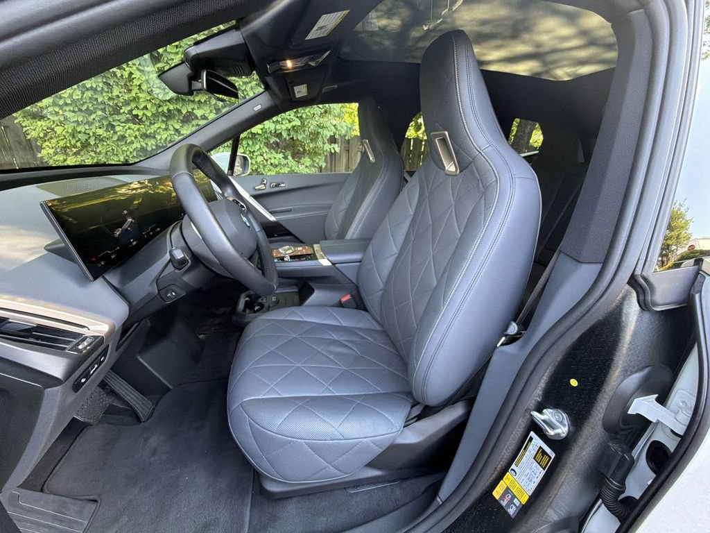 Used 2023 BMW iX M60 w/ Executive Package AWD/4WD image 10