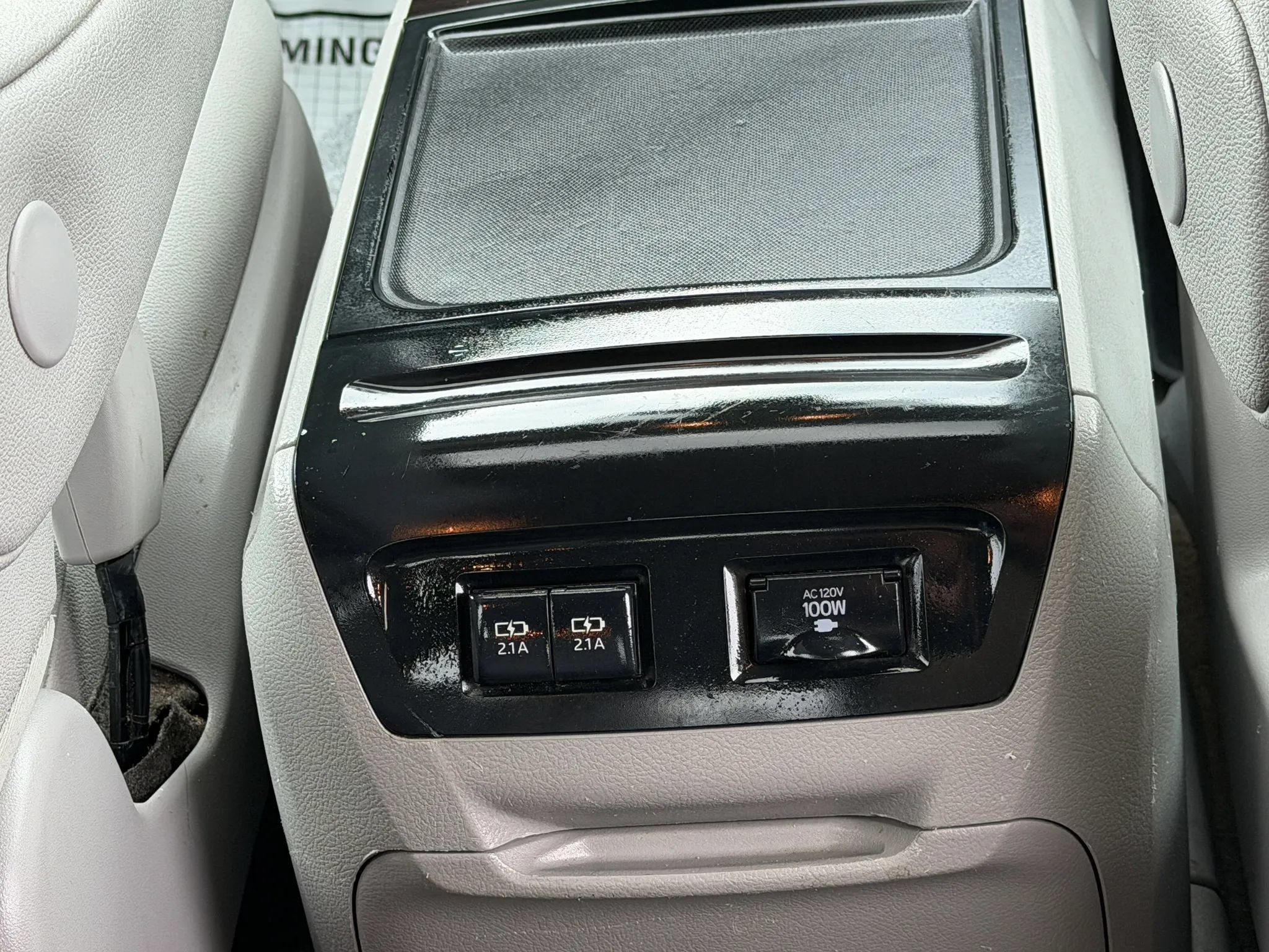 Used 2018 Toyota Sienna XLE w/ XLE Navigation Package AWD/4WD image 15