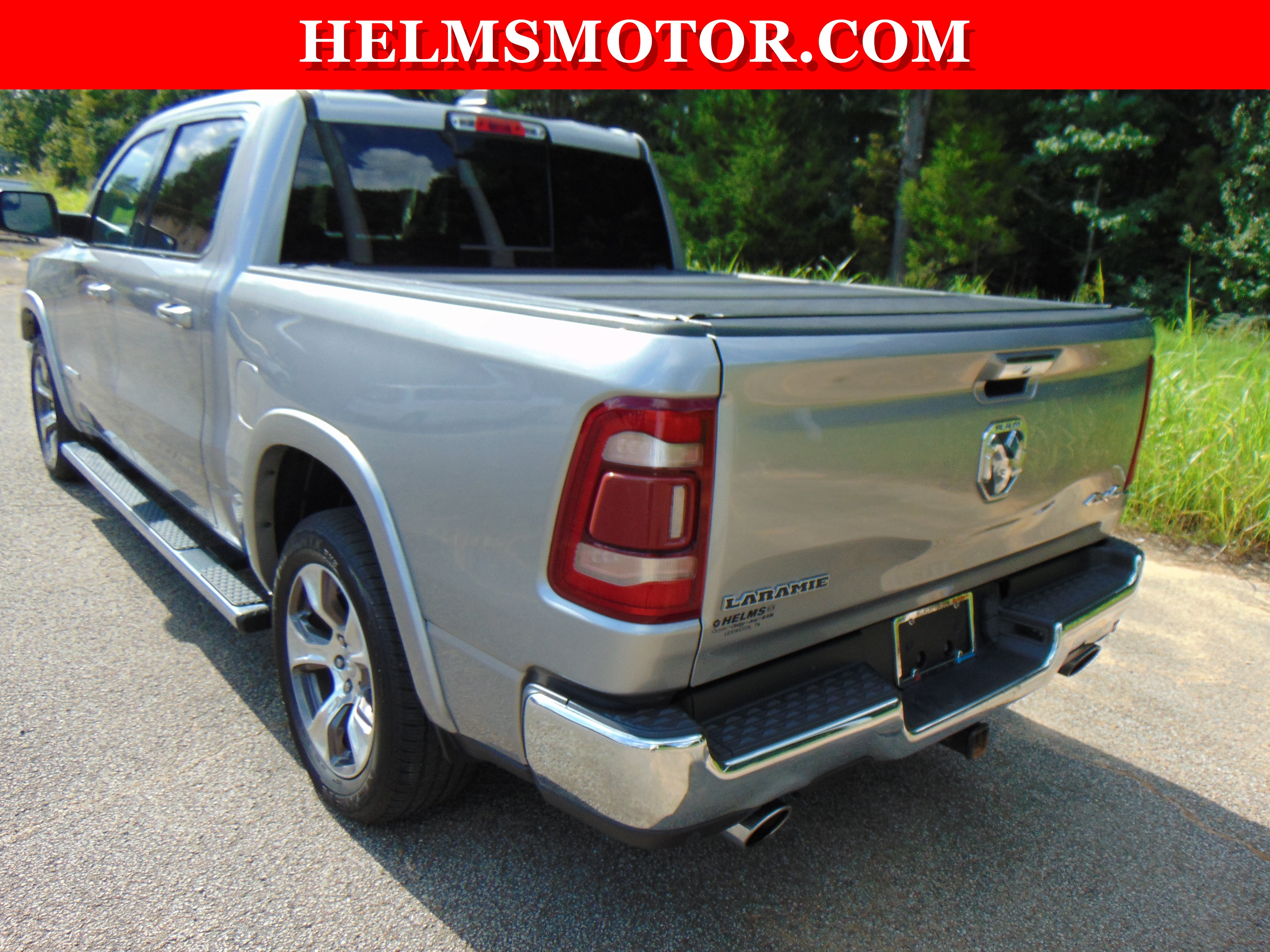 Used 2021 RAM 1500 Laramie AWD/4WD image 9