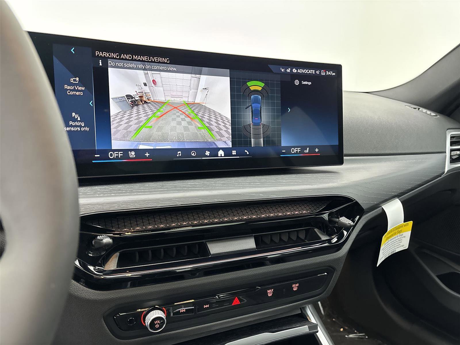 New 2026 BMW 330i xDrive Sedan w/ Premium Package image 30