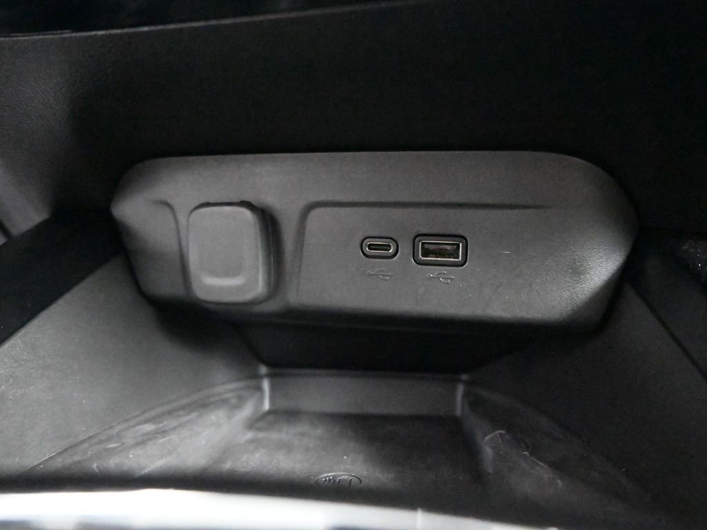 Used 2024 Chevrolet Trax RS w/ Sunroof Package image 23